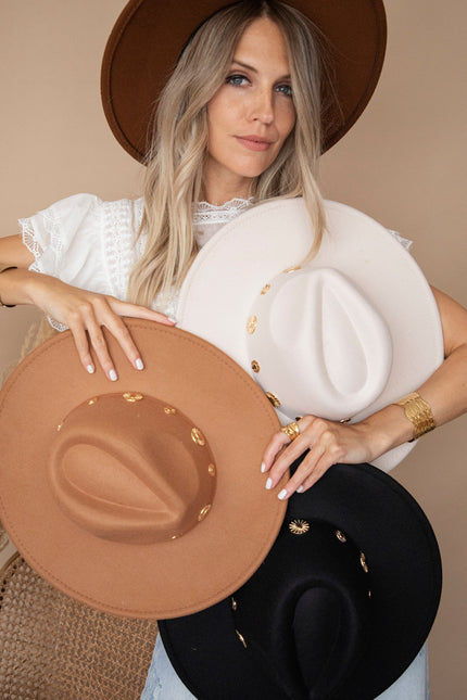 New Cowgirl In Town Black - Hoed
