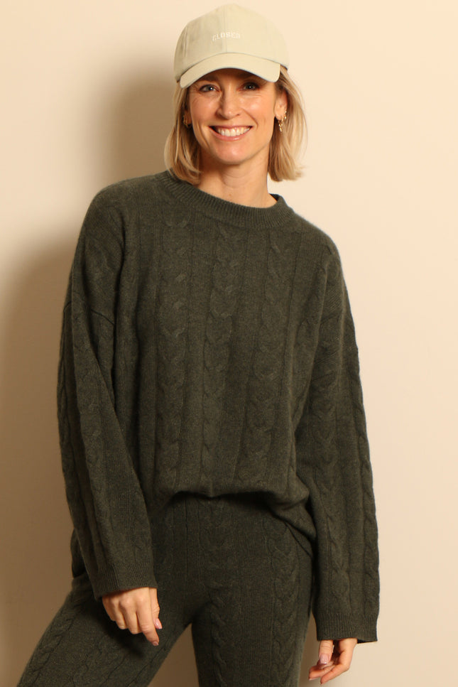 Lisa Yang - sweater  - Vilma  - Olive