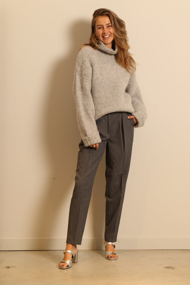 RÓHE - pants - Carrot fit single pleat - grey melange