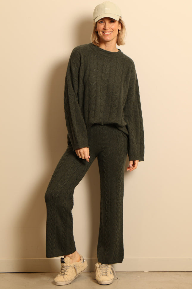 Lisa Yang - sweater  - Vilma  - Olive