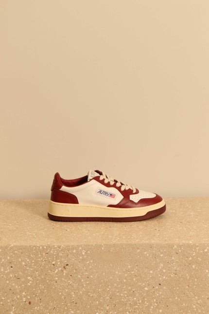 Autry - Sneakers - AULWWB35 - wht/syrah