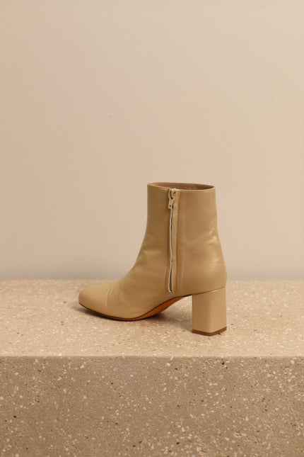 Maryam Nassir Zadeh - bootjes - Agnes Boot - crepe